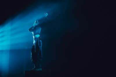 Magdalena Bay @ De Roma, picture 5, photographed by Simon Coppens - FrontView Magazine