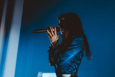 Magdalena Bay @ De Roma, picture 13, photographed by Simon Coppens - FrontView Magazine