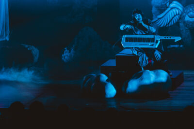 Magdalena Bay @ De Roma, picture 27, photographed by Simon Coppens - FrontView Magazine