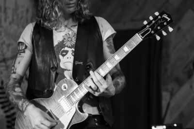 Electric Citizen @ La Source, picture 2, photographed by Koen Marcoen - FrontView Magazine