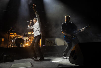 Suede @ 013, picture 3, photographed by David Johnson - FrontView Magazine