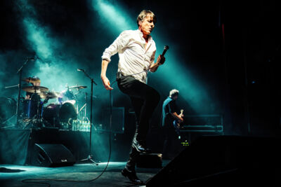 Suede @ Ancienne Belgique, picture 10, photographed by Livia Vaduva - FrontView Magazine
