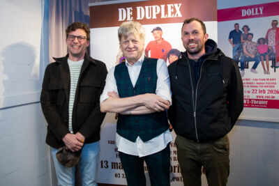 Première Duplex @ EWT - Theater, picture 11, photographed by Goele Bormans - FrontView Magazine