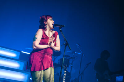 CMAT @ AB, picture 3, photographed by Jelle Meersschaut - FrontView Magazine