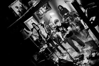 Luka Winters @ MACCA Club, picture 21, photographed by Leen Verlinden - FrontView Magazine