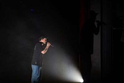 Birhang @ Arenbergschouwburg, foto 6, foto's door Tine Van Daele - FrontView Magazine