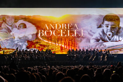 Andrea Bocelli @ AFAS Dome, picture 1, photographed by Dorien Goetschalckx - FrontView Magazine