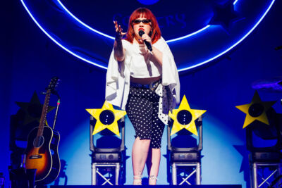 CMAT In concert @ De Roma, picture 3, photographed by Paul Jongeneelen - FrontView Magazine