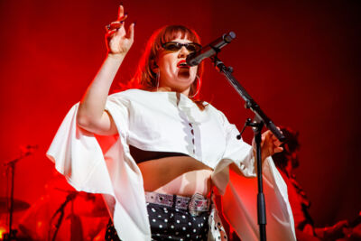 CMAT In concert @ De Roma, picture 6, photographed by Paul Jongeneelen - FrontView Magazine