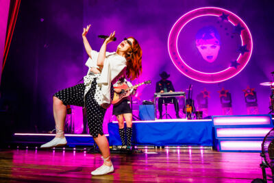 CMAT In concert @ De Roma, picture 13, photographed by Paul Jongeneelen - FrontView Magazine