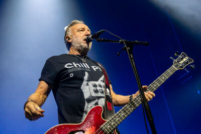 Peter Hook & The Light @ Ancienne Belgique, picture 1, photographed by Bart Janssens - FrontView Magazine
