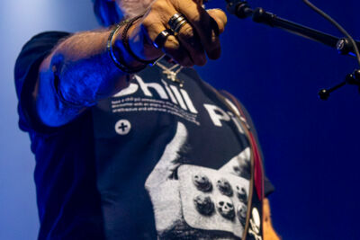 Peter Hook & The Light @ Ancienne Belgique, picture 2, photographed by Bart Janssens - FrontView Magazine