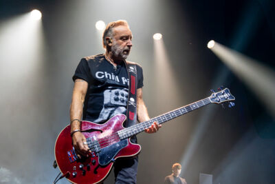 Peter Hook & The Light @ Ancienne Belgique, picture 4, photographed by Bart Janssens - FrontView Magazine