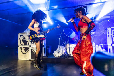 Nova Twins @ Trix, picture 10, photographed by Marc Verdonck - FrontView Magazine