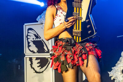 Nova Twins @ Trix, picture 13, photographed by Marc Verdonck - FrontView Magazine