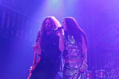 Charlotte Wessels @ Paaspop 2026, foto 10, foto's door Peter Smet - FrontView Magazine