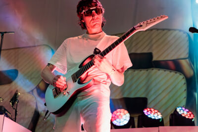The Butcher Sisters @ Paaspop 2026, picture 12, photographed by Peter Smet - FrontView Magazine