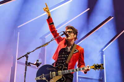 Di-Rect @ Paaspop 2026, picture 13, photographed by Peter Smet - FrontView Magazine