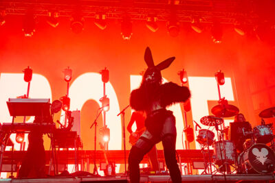 Merol @ Paaspop 2026, picture 4, photographed by Peter Smet - FrontView Magazine