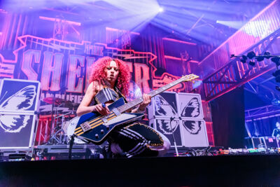 Nova Twins @ Paaspop 2026, picture 20, photographed by Peter Smet - FrontView Magazine