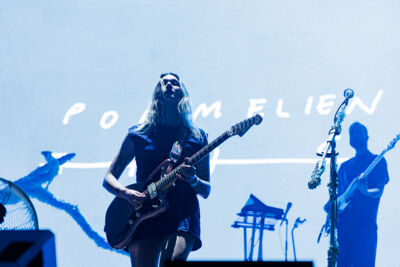 Pommelien Thijs @ Paaspop 2026, picture 11, photographed by Peter Smet - FrontView Magazine