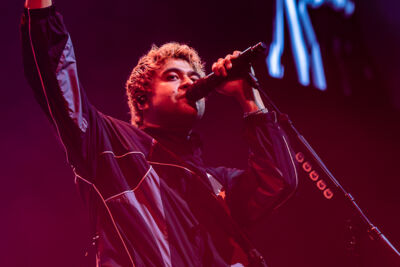 5 Seconds of Summer @ AFAS Dome, foto 4, foto's door Dorien Goetschalckx - FrontView Magazine