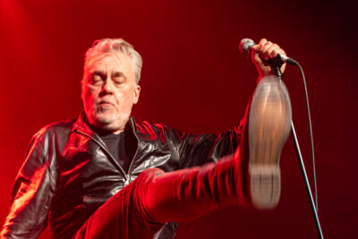 The Undertones @ Trix, picture 9, photographed by Bart Janssens - FrontView Magazine