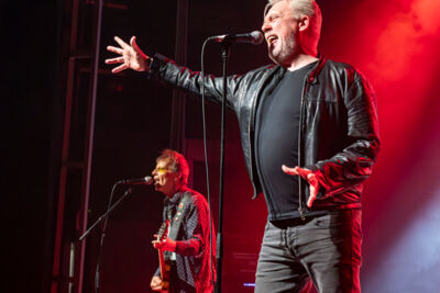 The Undertones @ Trix, picture 10, photographed by Bart Janssens - FrontView Magazine