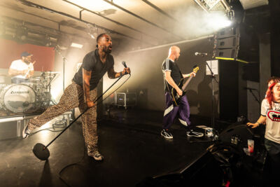 Ploegendienst @ Trix, picture 8, photographed by David Johnson - FrontView Magazine