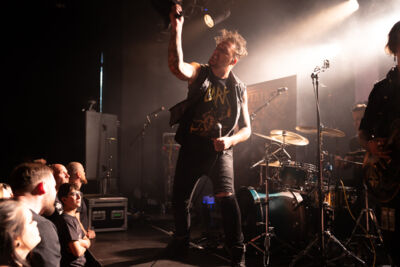 Temptations for the weak @ kavka zappa, picture 5, photographed by Peter Casie - FrontView Magazine