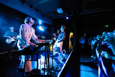 Oproer @ Trix, picture 3, photographed by David Johnson - FrontView Magazine