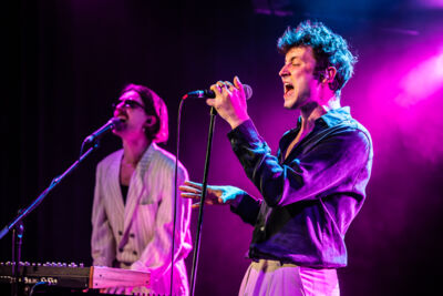 Oproer @ Trix, picture 5, photographed by David Johnson - FrontView Magazine