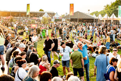 Sfeer op zaterdag @ Blues Peer, picture 4, photographed by Leen Verlinden - FrontView Magazine