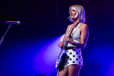 The Beaches @ Pinkpop, picture 10, photographed by Anoek Houben - FrontView Magazine