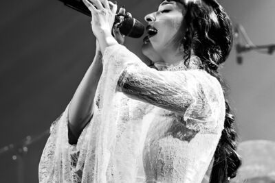 Faouzia @ Botanique, foto 12, foto's door Kaat Steukers - FrontView Magazine
