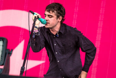 Royel Otis @ Pinkpop, picture 8, photographed by Anoek Houben - FrontView Magazine