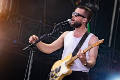 White Lies @ Pinkpop, foto 1, foto's door Anoek Houben - FrontView Magazine