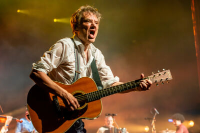 Bart Peeters & De Ideale Mannen @ De Roma, picture 26, photographed by Raf Van Daele - FrontView Magazine