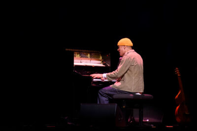Ben Harper @ De Roma, picture 1, photographed by Bart Janssens - FrontView Magazine