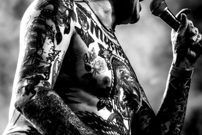 Viagra Boys @ Jera On Air, picture 4, photographed by Anoek Houben - FrontView Magazine