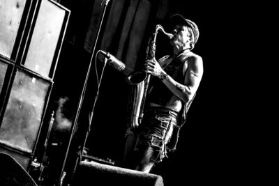 Viagra Boys @ Jera On Air, picture 8, photographed by Anoek Houben - FrontView Magazine