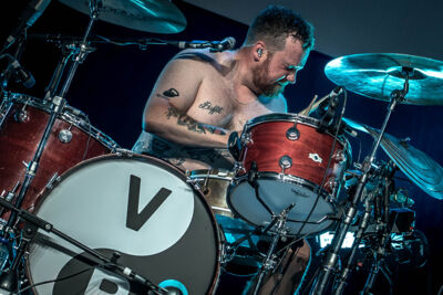 Viagra Boys @ Jera On Air, picture 6, photographed by Anoek Houben - FrontView Magazine