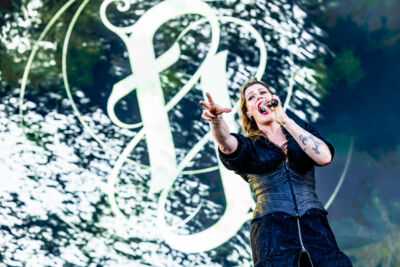Floor Jansen @ Bospop 2026, picture 11, photographed by Dorien Goetschalckx - FrontView Magazine