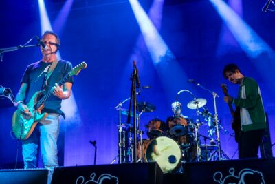 dEUS @ Rock Zottegem 2026, photo 14 of 17, photographed by Edwin Houdevelt - FrontView Magazine