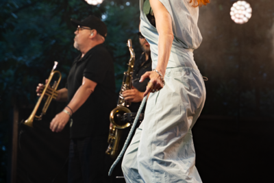Axelle Red @ OLT Rivierenhof, picture 1, photographed by Tine Van Daele - FrontView Magazine