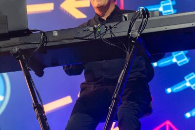 Orchestral Manoeuvres in the Dark @ Rock Zottegem, picture 13, photographed by Edwin Houdevelt - FrontView Magazine
