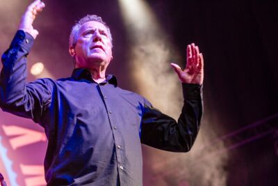 Orchestral Manoeuvres in the Dark @ Rock Zottegem, picture 14, photographed by Edwin Houdevelt - FrontView Magazine