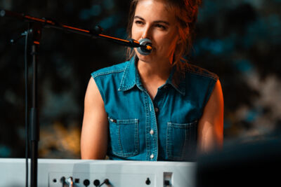 Emmy d'Arc @ OLT Rivierenhof, picture 9, photographed by Björn Franck - FrontView Magazine