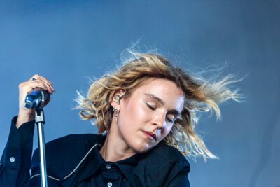 Pommelien Thijs @ Rock Zottegem 2026, picture 6, photographed by Edwin Houdevelt - FrontView Magazine