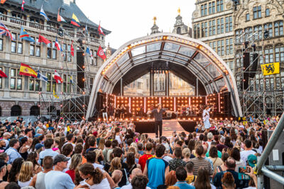 Vlaanderen Feest @ Grote Markt Antwerpen, foto 17, foto's door Dimitri Vanlommel - FrontView Magazine